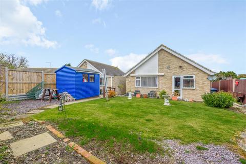 2 bedroom detached bungalow for sale, Enticott Close, Whitstable