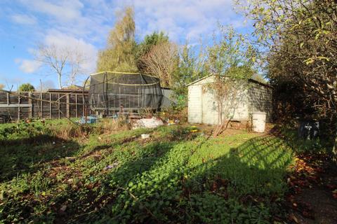 46 Ridgeview Close, Barnet, EN5 2QE