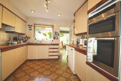 Merrick Tudor Road, Barnet, EN5 5NL