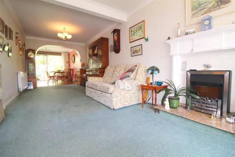 Merrick Tudor Road, Barnet, EN5 5NL
