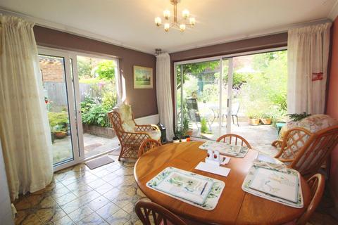 Merrick Tudor Road, Barnet, EN5 5NL