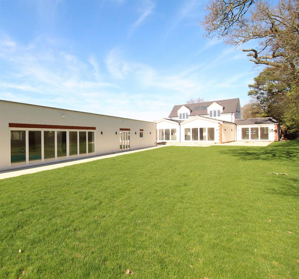 Gate, EN5 6 bed detached house for sale £2,000,000