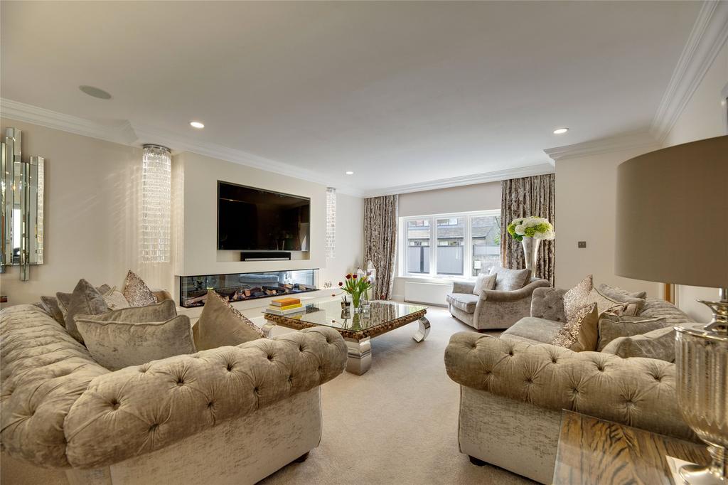 Whickham Park, Whickham, Newcastle Upon Tyne, NE16 4 bed detached house