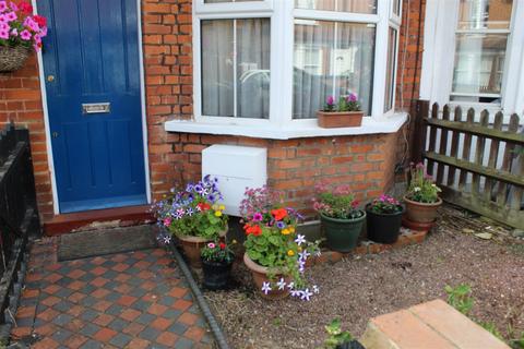 40 Calvert Road, Barnet, EN5 4HJ