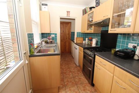 40 Calvert Road, Barnet, EN5 4HJ