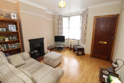 40 Calvert Road, Barnet, EN5 4HJ