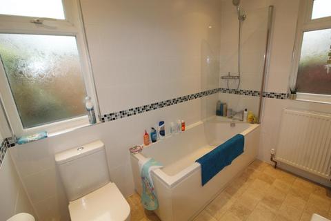 6 Chipping Close, Barnet, EN5 4LP