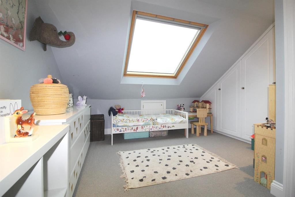 Loft Room edited.jpg