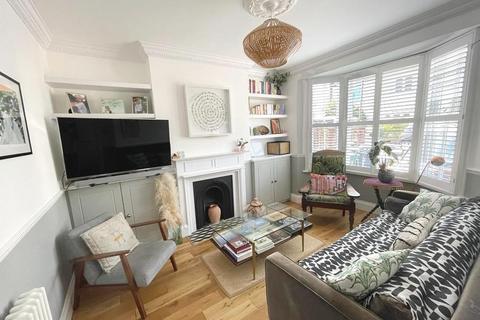 60 Puller Road, Barnet, EN5 4HF