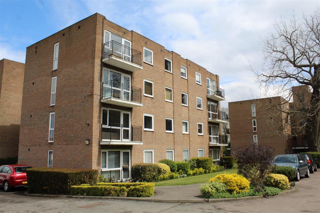 Hawkshead Road, Little Heath, Potters... 2 bed apartment £369,999