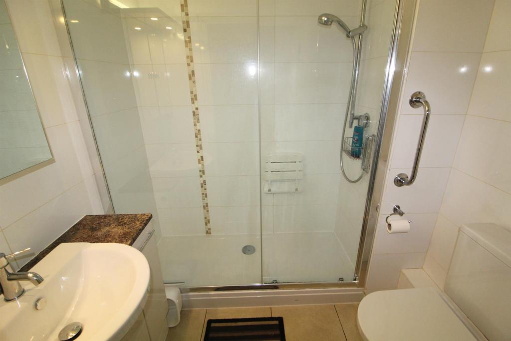 Bathroom edit.jpg