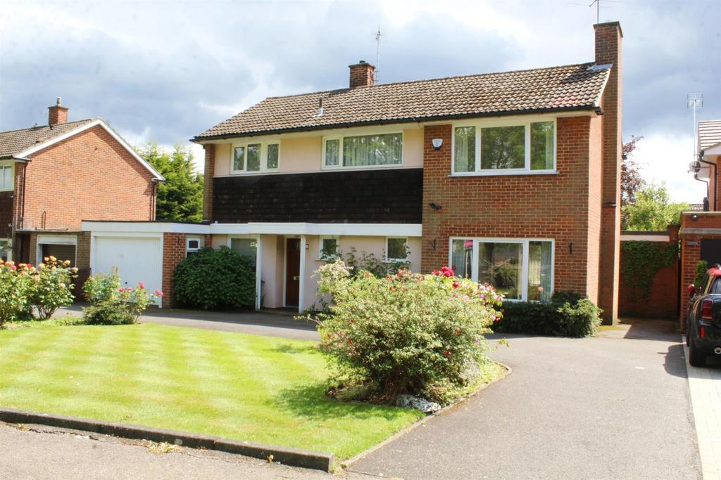 The Causeway, Potters Bar EN6 4 bed detached house for sale £875,000