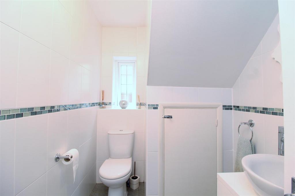 Birchtree House, Causeway Close 007.JPG
