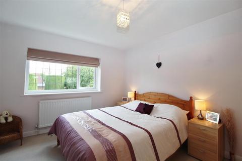 Casimir Causeway Close, Potters Bar, EN6 5HW