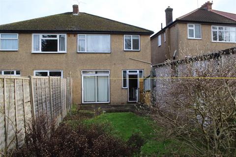 86 Wroxham Gardens, Potters Bar, EN6 3DL