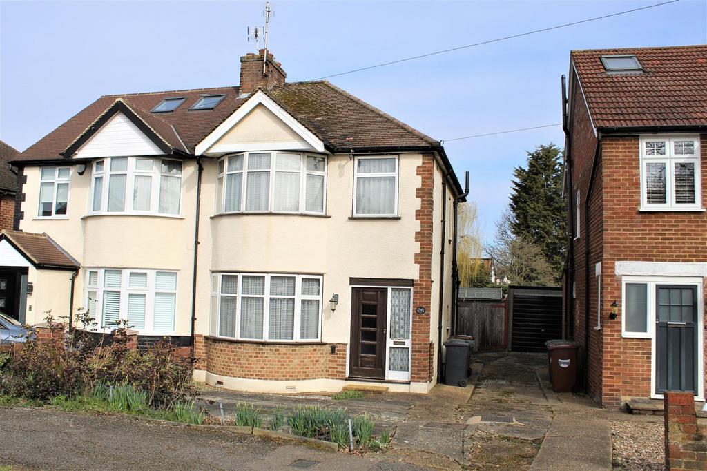 Suffolk Road, Potters Bar EN6 3 bed semidetached house for sale £529,950