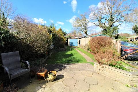 76 Wroxham Gardens, Potters Bar, EN6 3DL