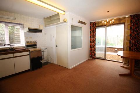 18 Hatfield Road, Potters Bar, EN6 1HN