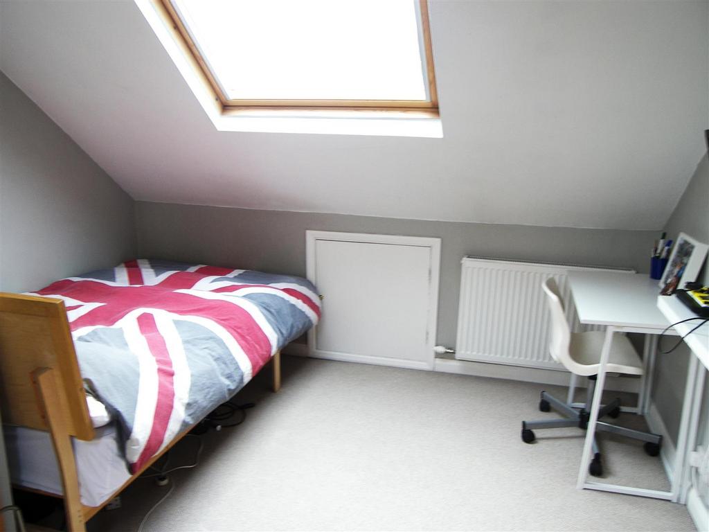 Loft bedroom.JPG