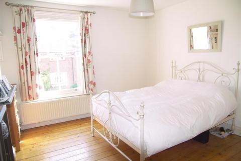 31 Frampton Road, Potters Bar, EN6 1JF