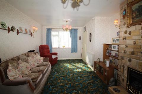 7 Dialmead, Ridge, Potters Bar, EN6 3LJ