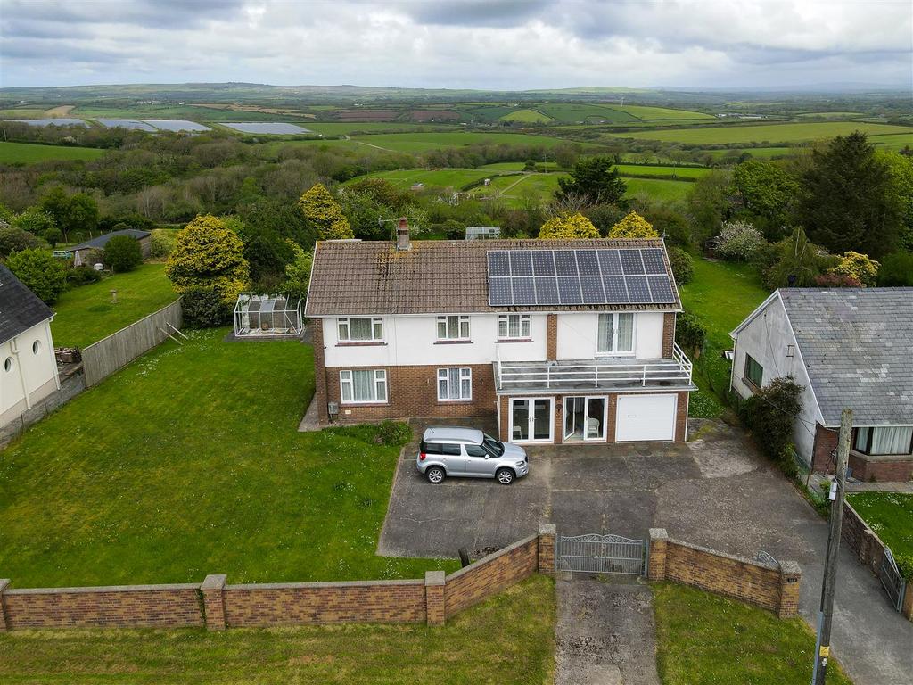 168 Haven Road, Haverfordwest SA61 1DG 5 bed detached house for sale