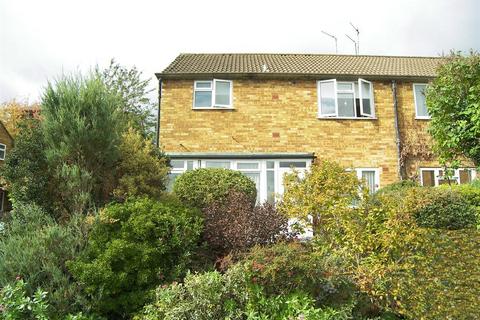 21 Highview Close, Potters Bar, EN6 5PF