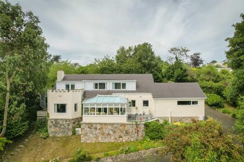4 bedroom detached house for sale - Bedw Arian, Glyn Garth, Menai Bridge
