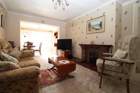 7 Frowick Close, Welham Green, Hatfield, AL9 7LS