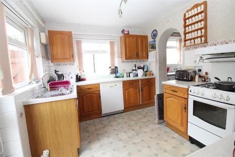 7 Frowick Close, Welham Green, Hatfield, AL9 7LS