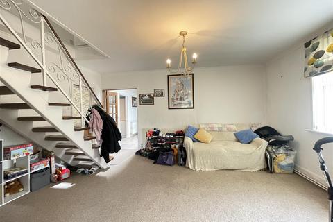Carn View Forth Coth, Carnon Downs, Truro, TR3 6HH