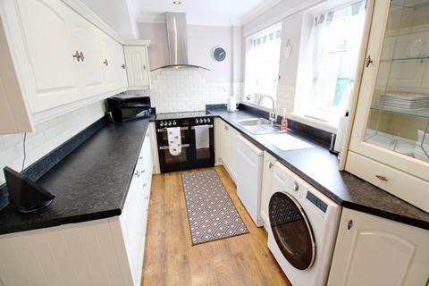 48 Springhead Road, Erith, DA8 2BE