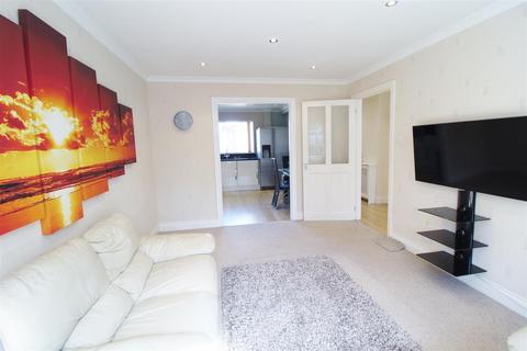 5, Glebe House School Lane, Essendon, Hatfield, AL9 6JR