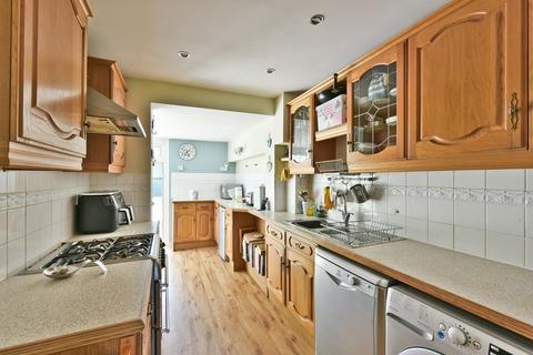 24 Greville Close, Welham Green, Hatfield, AL9 7ED