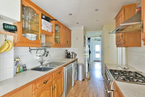 24 Greville Close, Welham Green, Hatfield, AL9 7ED