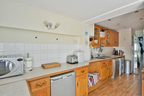24 Greville Close, Welham Green, Hatfield, AL9 7ED