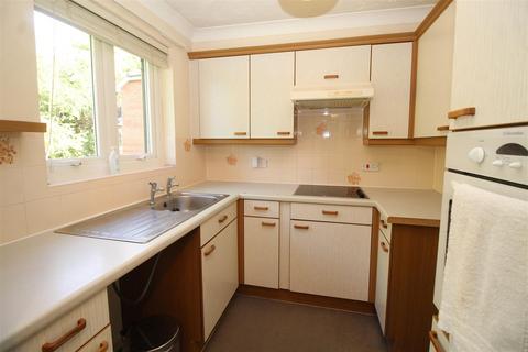 2 bedroom retirement property for sale - Hudsons Court, Darkes Lane, Potters Bar EN6
