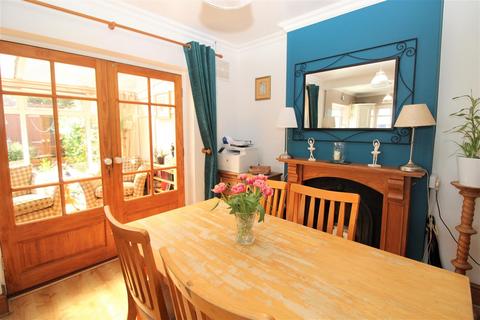 15 Kemble Close, Potters Bar, EN6 5EG