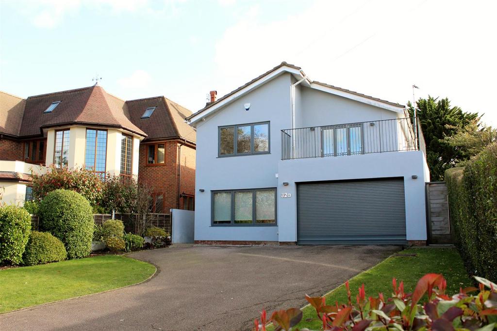 32 A Brookmans Avenue New 054.JPG