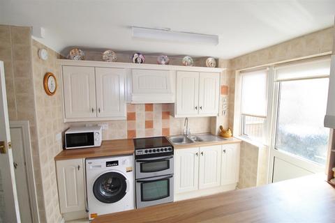 10 Greville Close, Welham Green, Hatfield, AL9 7ED
