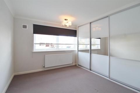 2, Alma Court Frampton Road, Potters Bar, EN6 1JT