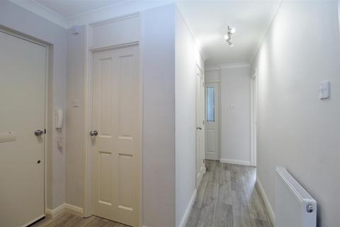 2, Alma Court Frampton Road, Potters Bar, EN6 1JT
