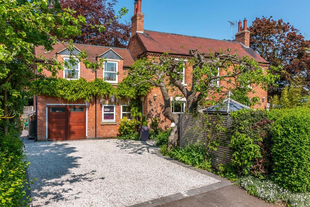 Chapel Lane, Aslockton 4 bed detached house for sale £650,000