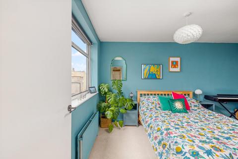 Flat 4, 15 Clouds Hill Road, Bristol, BS5 7LD