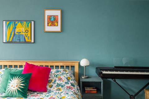 Flat 4, 15 Clouds Hill Road, Bristol, BS5 7LD