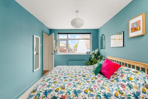 Flat 4, 15 Clouds Hill Road, Bristol, BS5 7LD