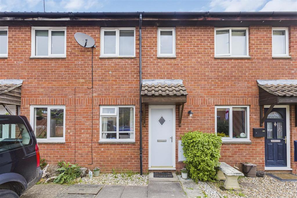 The Paddocks, Codicote 2 bed terraced house for sale £320,000