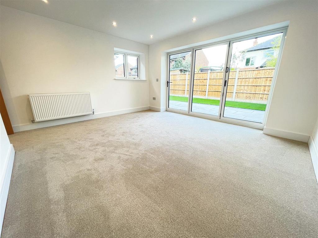 Cotgrave 2 bed detached bungalow for sale £295,000