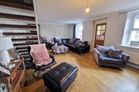 17 Felindre Road, Pencoed, Bridgend, CF35 5PB