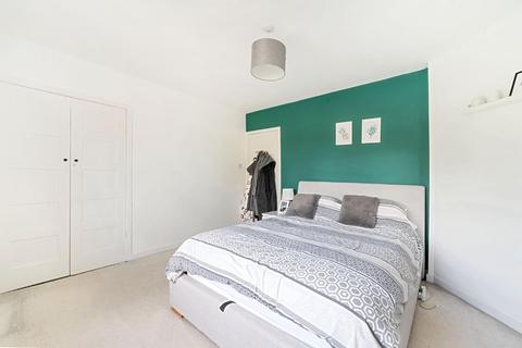 13 Dorts Crescent, Church Fenton, Tadcaster, LS24 9RU